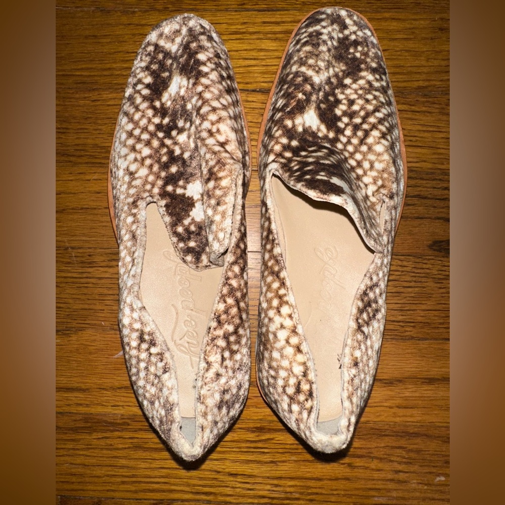 Free People Snake Eyes Velvet Slip On Loafer - Picture 7 of 7